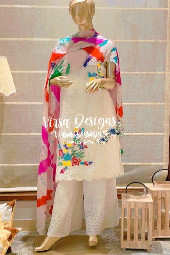 Pin by Asha Sheth on white chicken kurti | Cutwork blouse designs,  Pakistani dresses, Pakistani fashion party wear